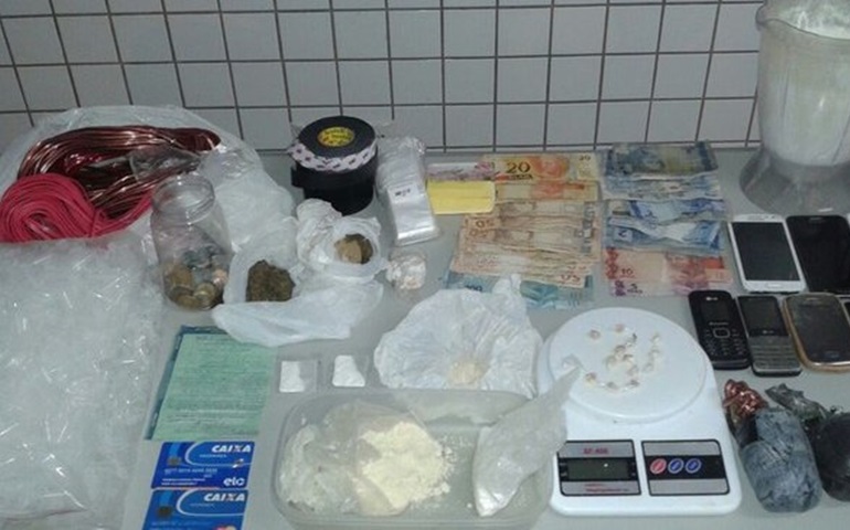 Mulheres e homem são presos com cocaína, crack e maconha em Tatuí