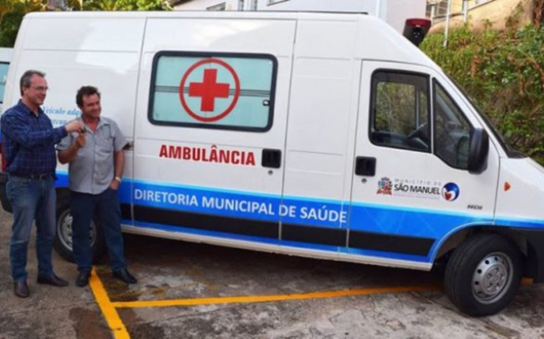 Prefeitura de São Manuel adquire duas novas ambulâncias para a população