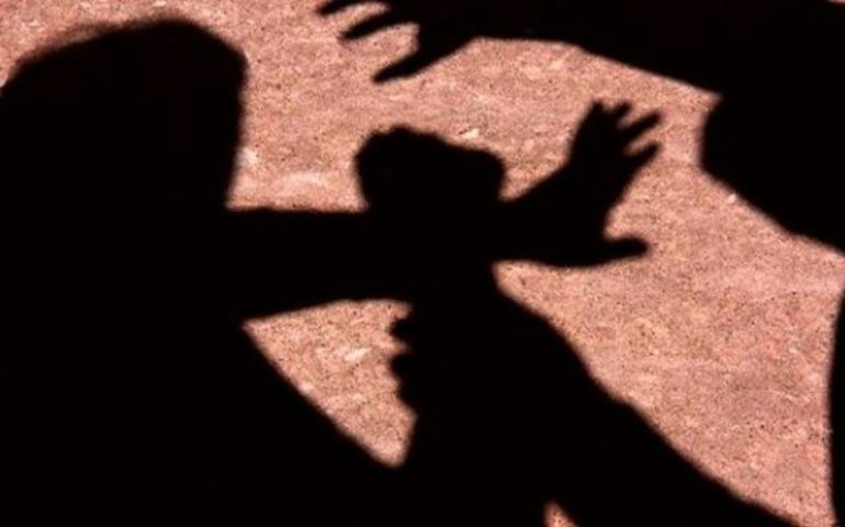 Adolescente é estuprada após ser raptada em Itatinga