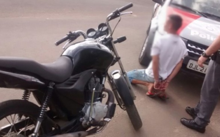 PM prende em flagrante rapaz acusado de furtar moto
