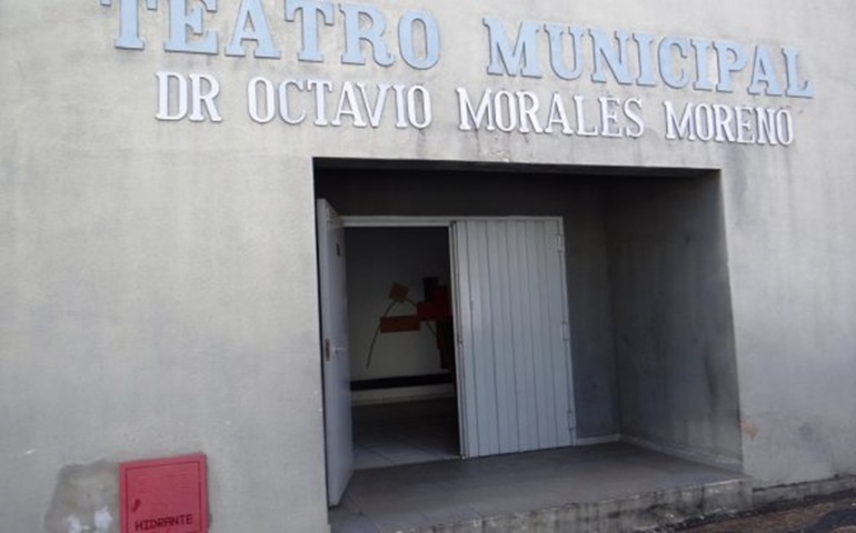Iniciada a reforma do Teatro Municipal