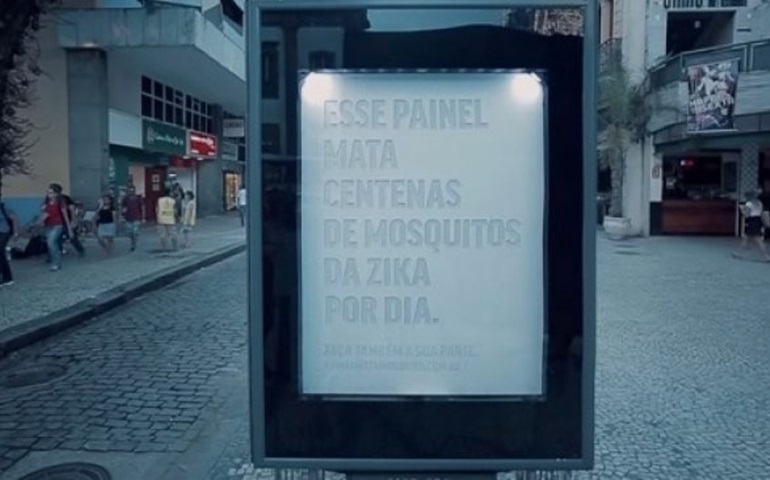 Painel publicitário atrai e mata o mosquito da dengue