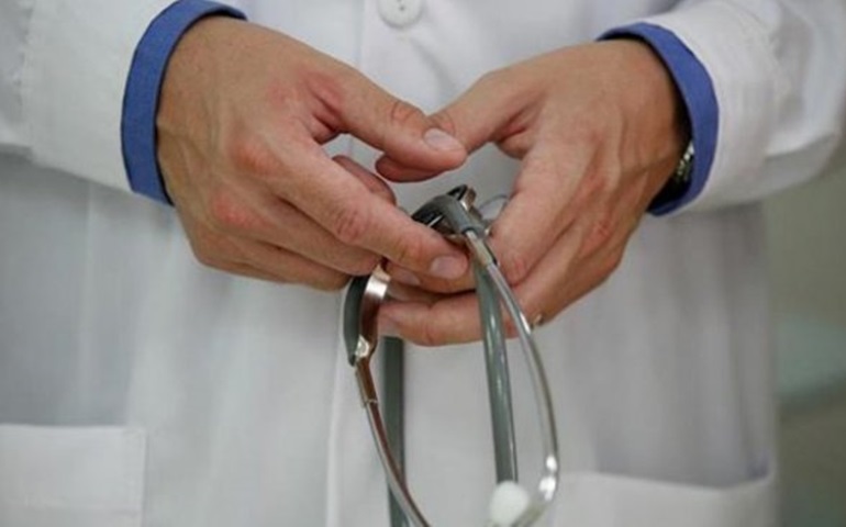 57% dos médicos diplomados no Exterior reprovaram no Revalida