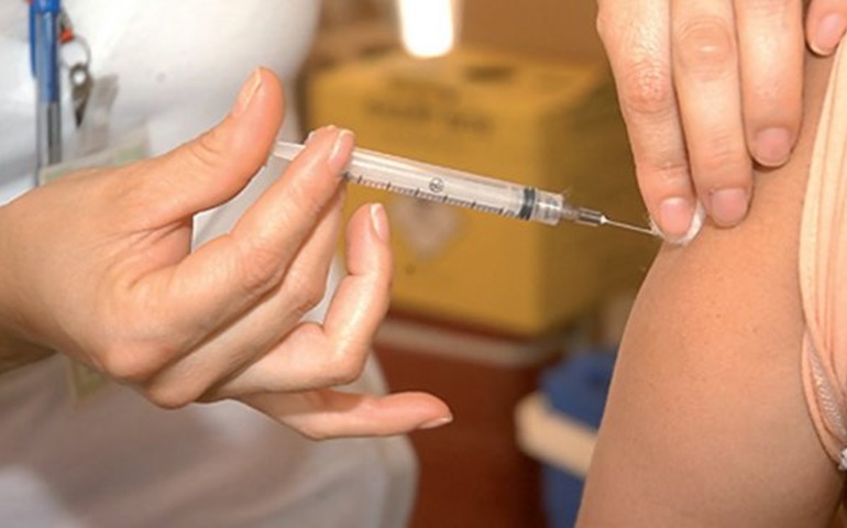 Prossegue a vacinação contra a gripe H1N1