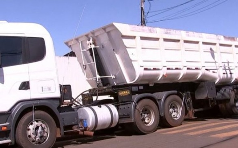 Mais de 600 quilos de crack são apreendidos em caminhões em Bauru